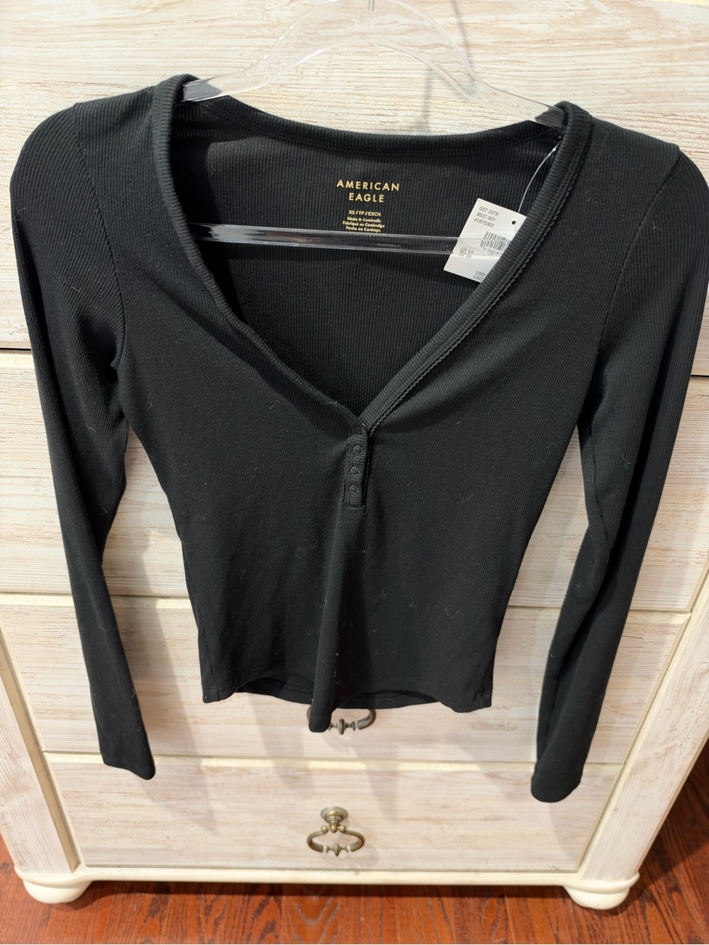 American Eagle Outfitters Black Ribbed Long Sleeve Henley Top